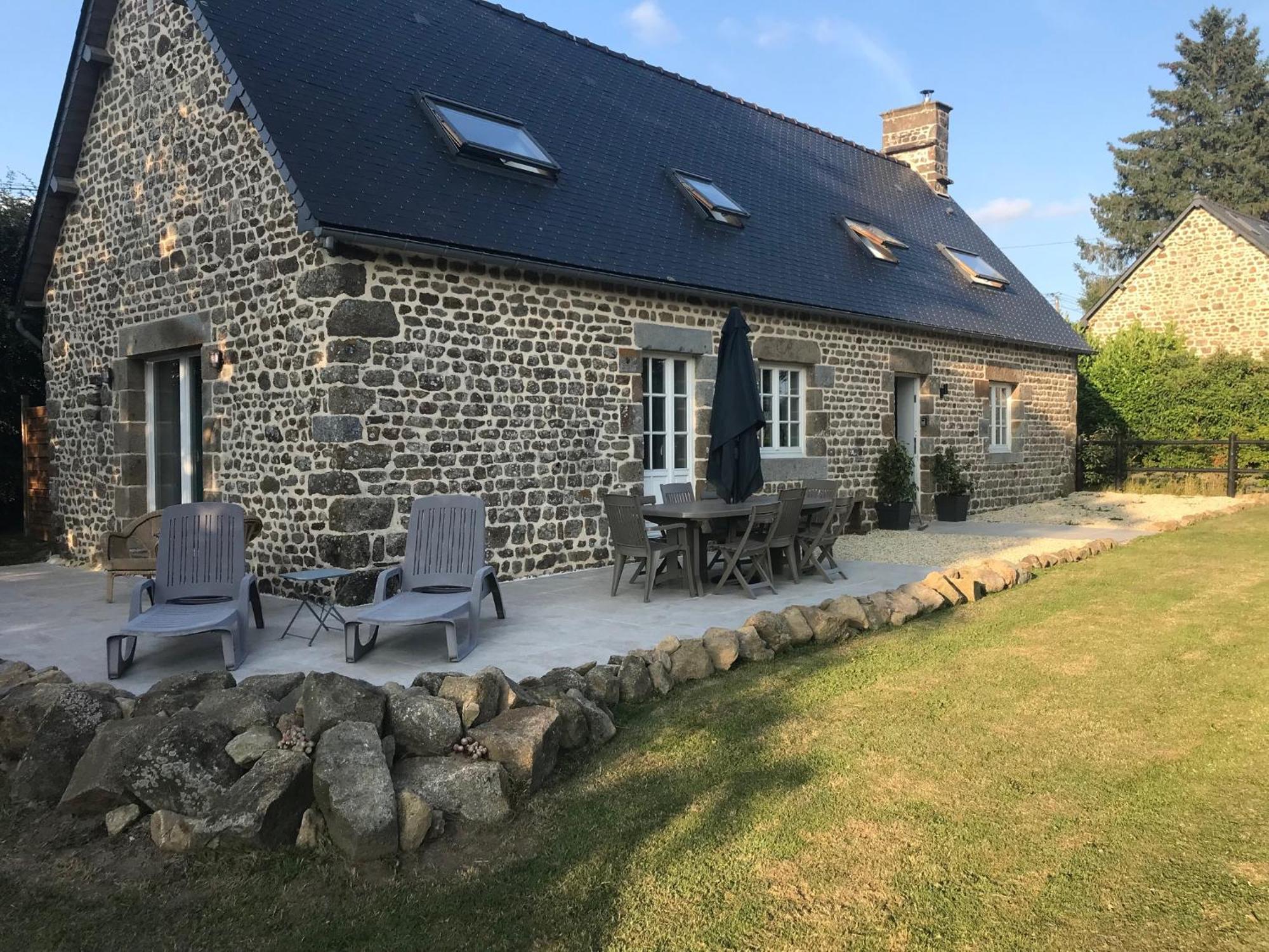 Maison De La Grange, Chaulieu Sourdeval Exterior photo
