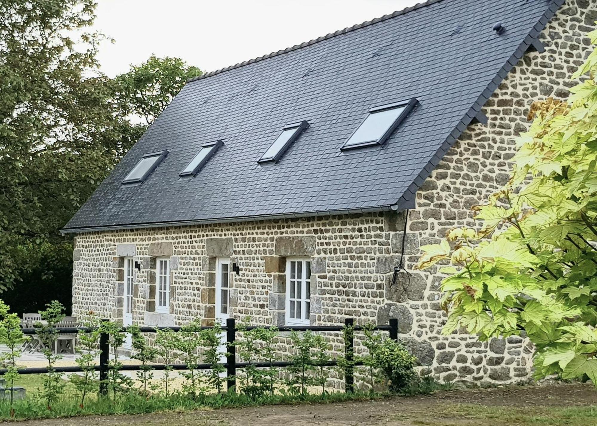 Maison De La Grange, Chaulieu Sourdeval Exterior photo